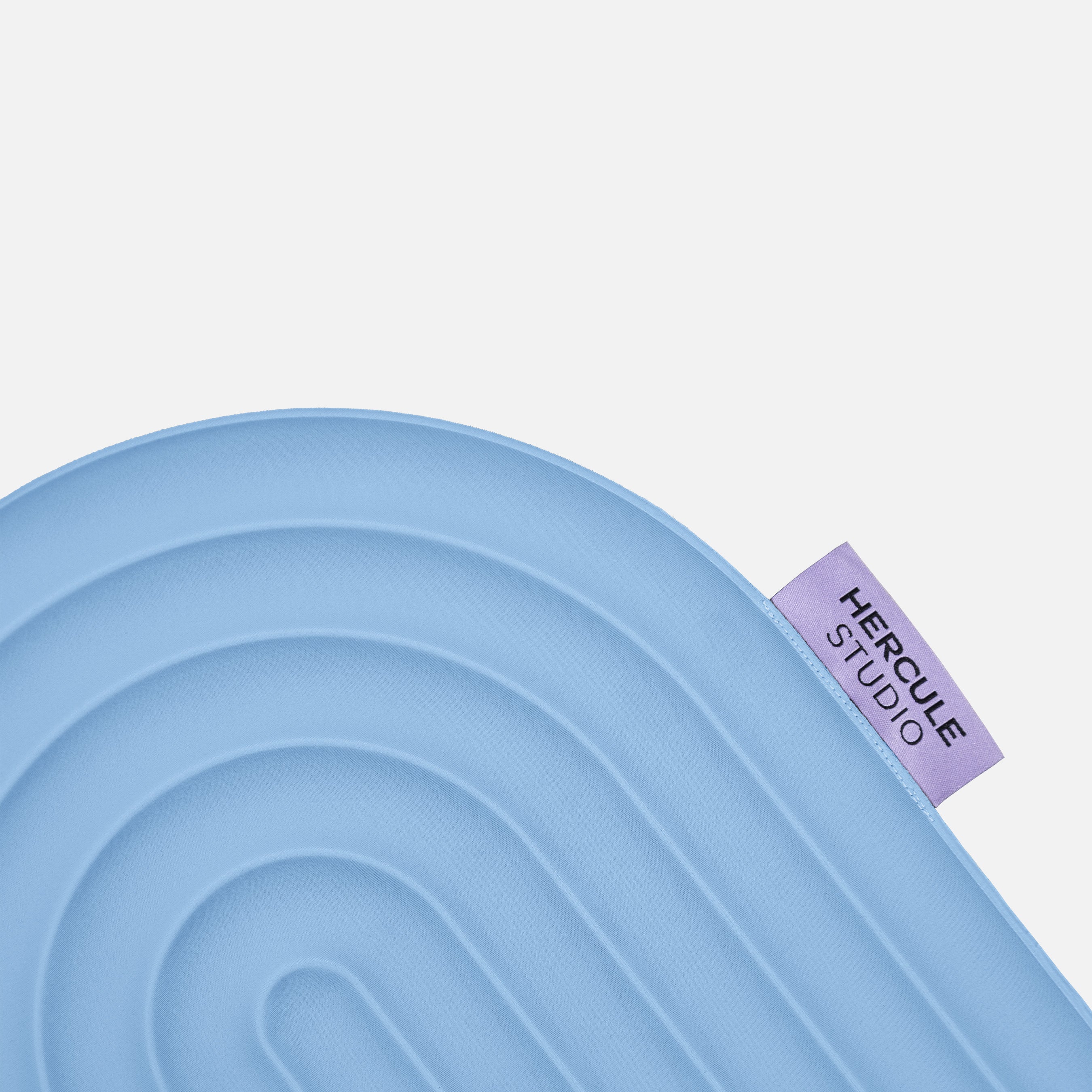 Mini tapis de sol pad de confort de la marque hercule studio modèle galé couleur blue jean packshot zoomé