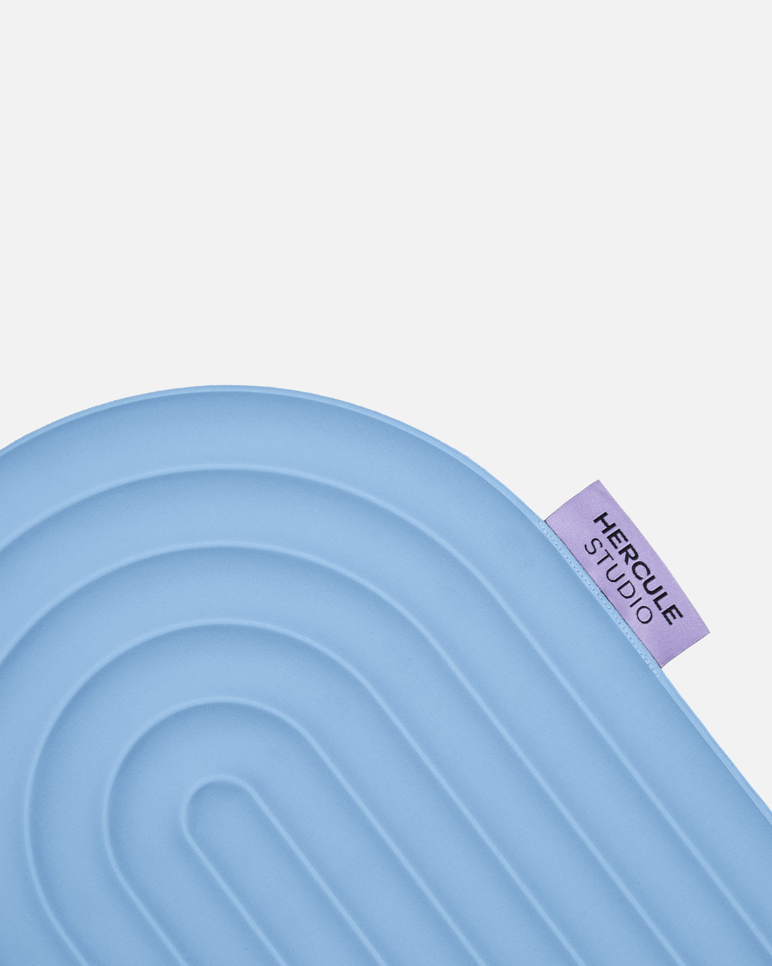 Mini tapis de sol pad de confort de la marque hercule studio modèle galé couleur blue jean packshot zoomé