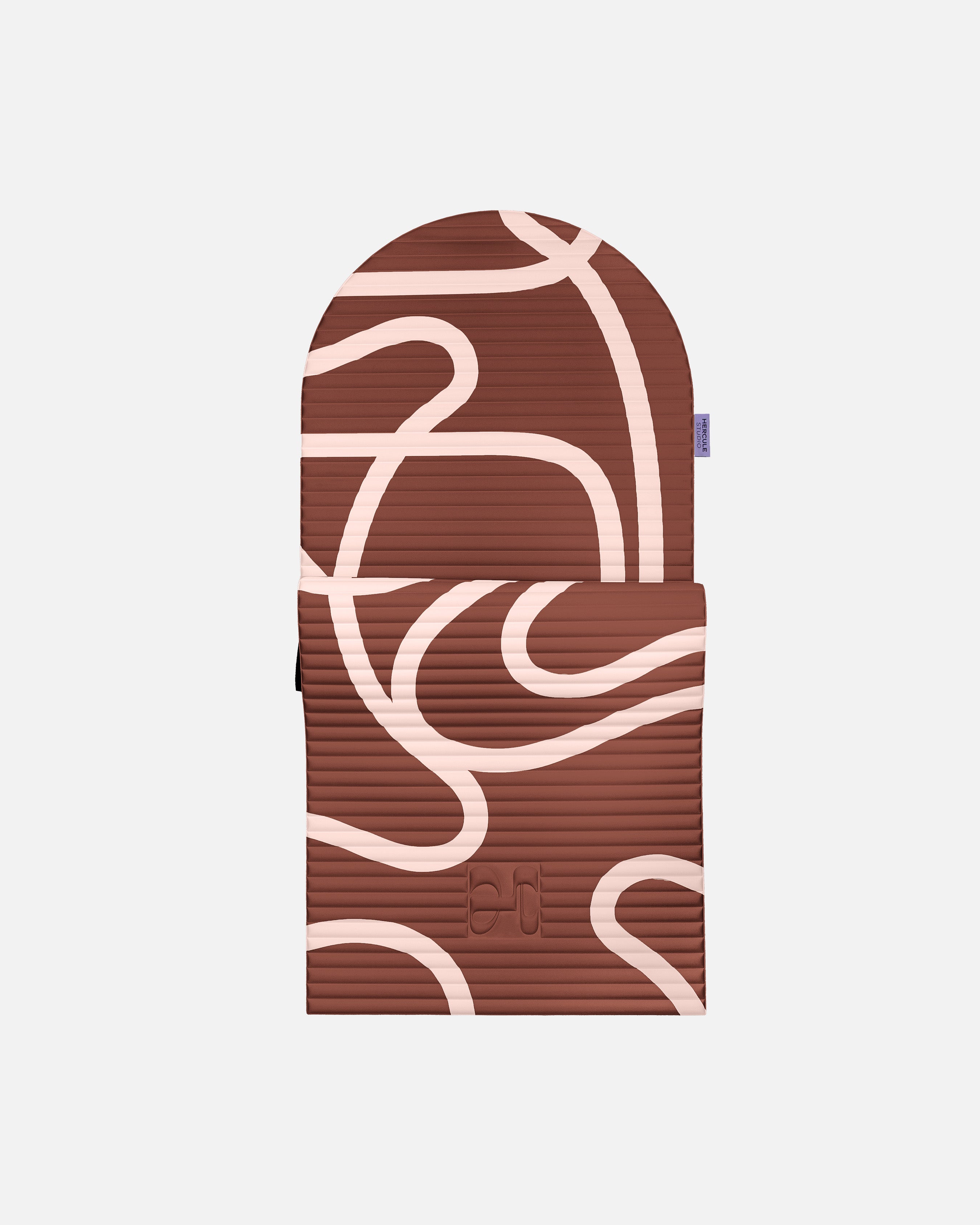 Tapis de sol pour le fitness le yoga et le pilates de la marque hercule studio modèle archy couleur imprimé bari choco packshot semi déplié