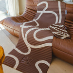 Tapis de sol pour le fitness le yoga et le pilates de la marque hercule studio modèle archy et pad de confort galé couleur imprimé bari choco