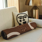 Tapis de sol pour le fitness le yoga et le pilates de la marque hercule studio modèle archy couleur imprimé bari choco packshot lifestyle roulé