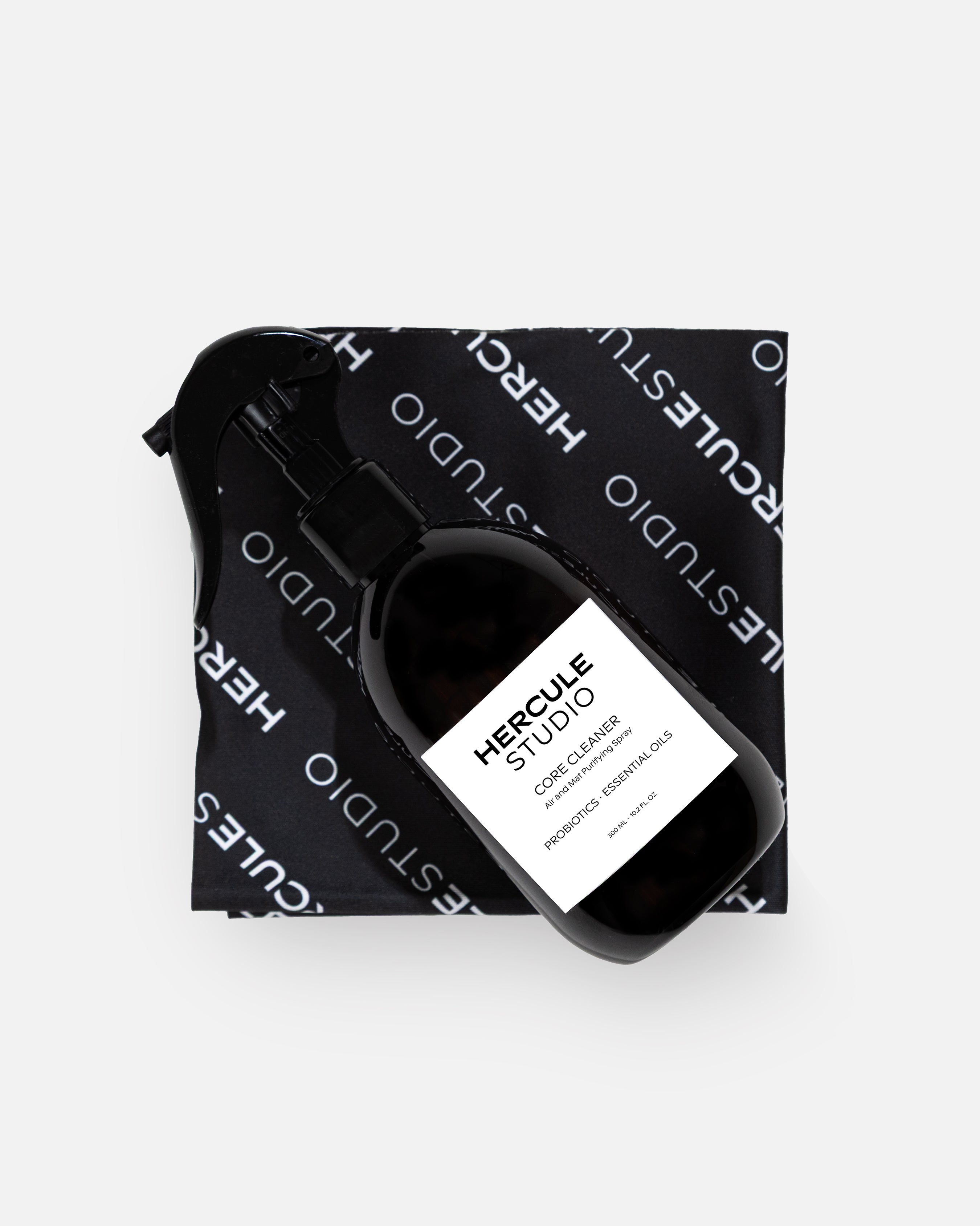 Spray nettoyant parfumé français pour tapis de sport avec microfibre incluse, solution naturelle pour l’entretien des tapis de yoga et accessoires d’entraînement