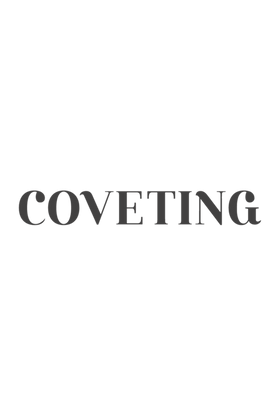Logo du magazine Coveting article de presse pour la marque de tapis de sport Hercule Studio