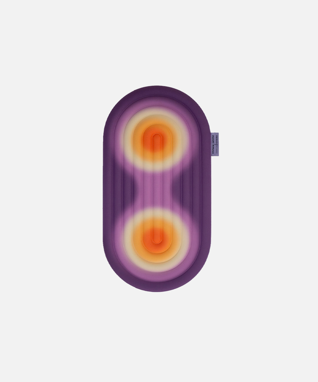 Mini tapis Galé Hercule Studio déplié – édition limitée Fall en collaboration avec Univers Uchronia – fond violet avec 2 ronds oranges – pad de confort 3‑en‑1 nomade, ergonomique pour genoux, coudes, fessiers, compatible Pilates/Reformer, design français durable