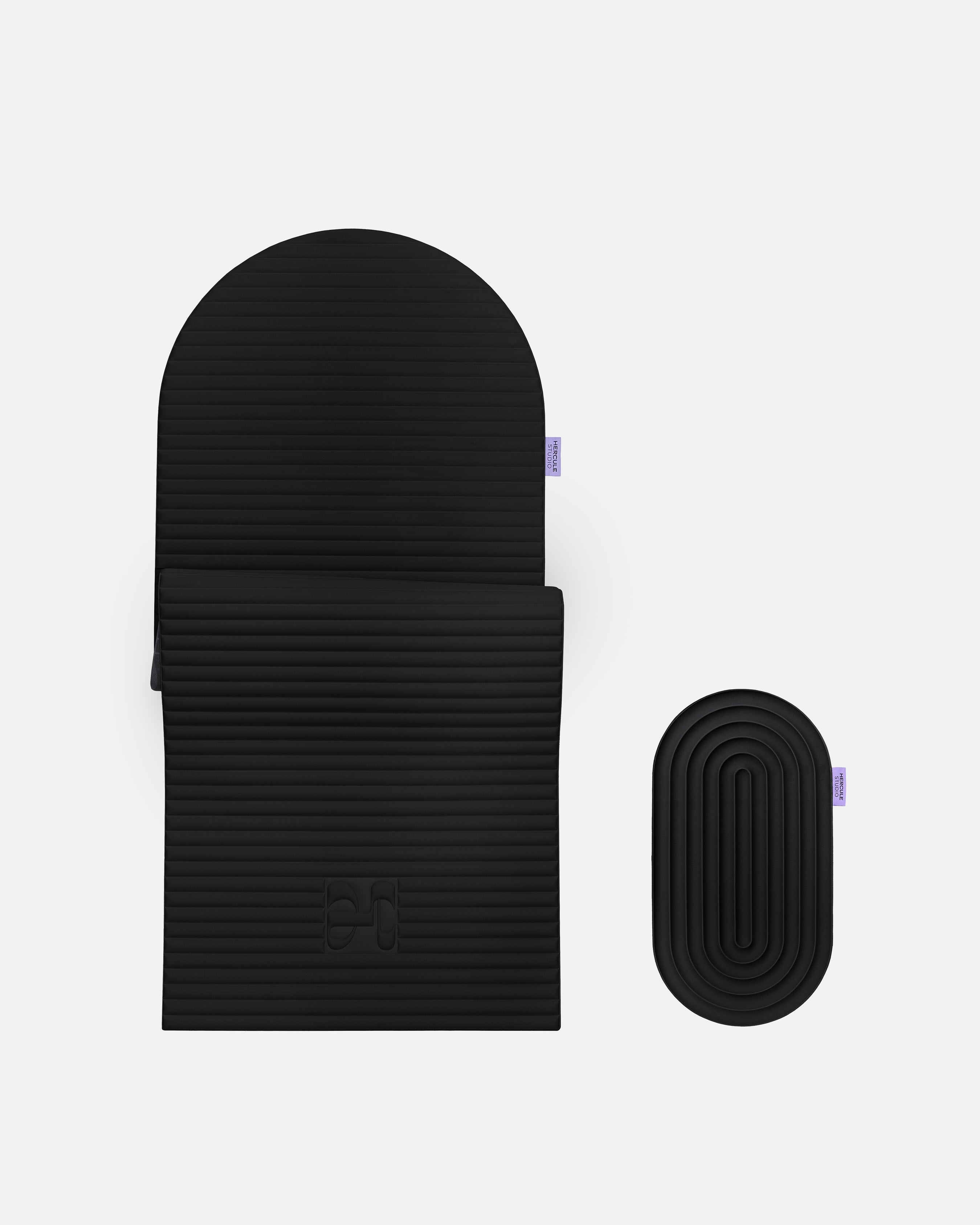 Tapis de sport Archy de la marque Hercule Studio couleur Outrenoir et mini tapis de sport Galé couleur Outrenoir photo packshot