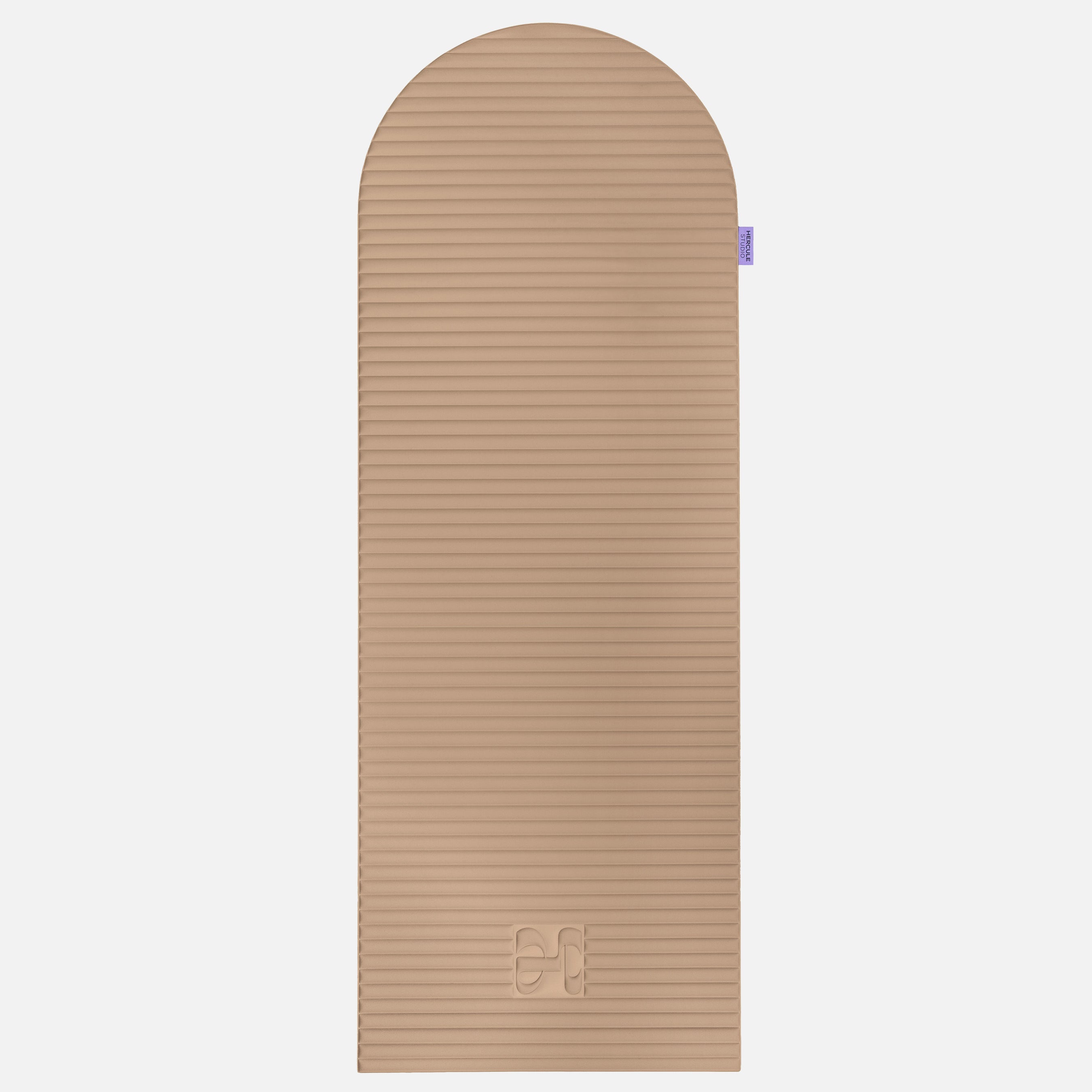Tapis de sol pour le fitness le yoga et le pilates de la marque hercule studio modèle archy couleur dune packshot déplié