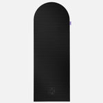 Tapis de sol pour le fitness le yoga et le pilates de la marque hercule studio modèle archy couleur outrenoir packshot déplié