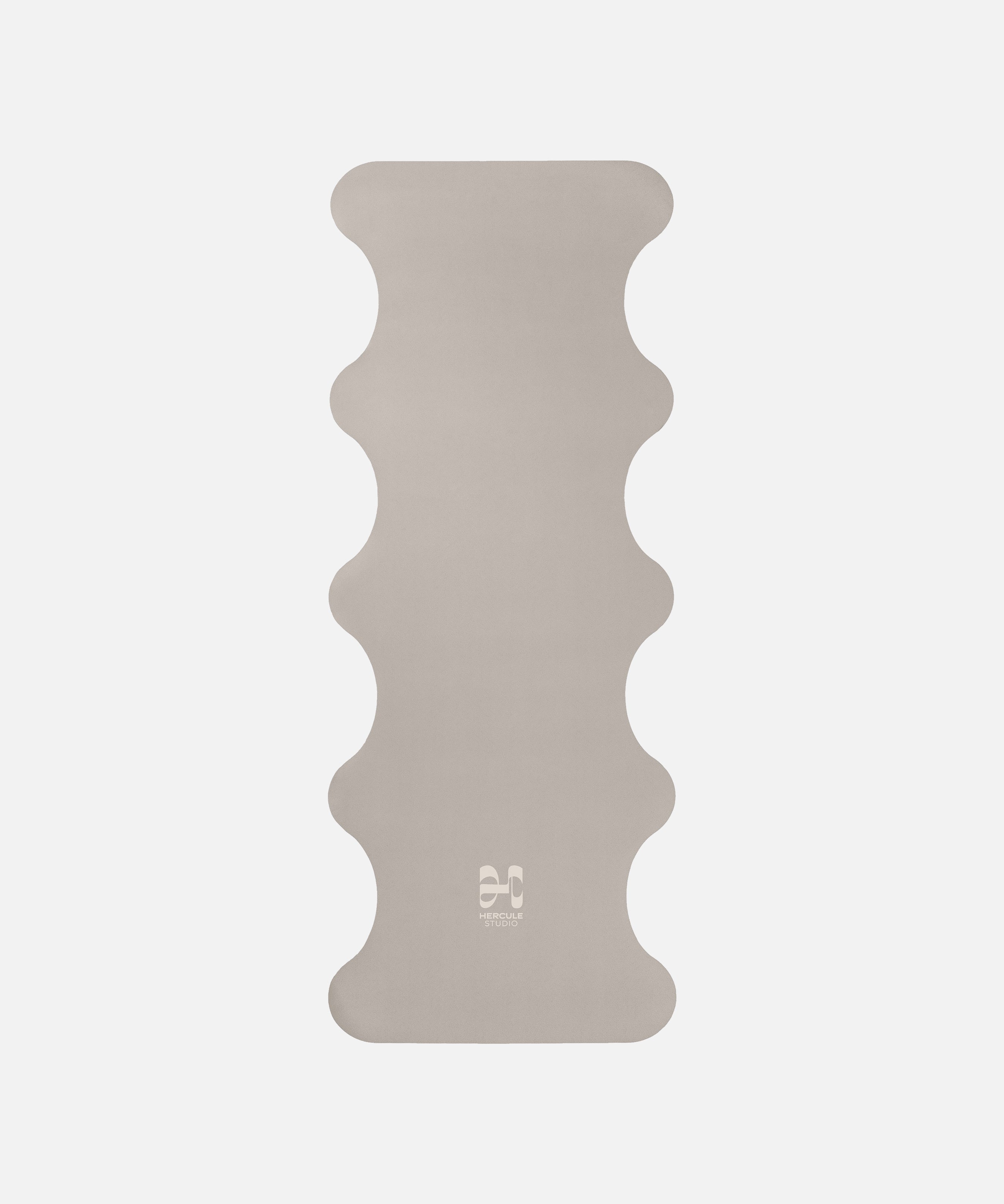 Tapis de yoga Greige Hercule Studio déplié, couleur beige-gris, caoutchouc naturel sans PVC, grip élevé pour pratique zen
