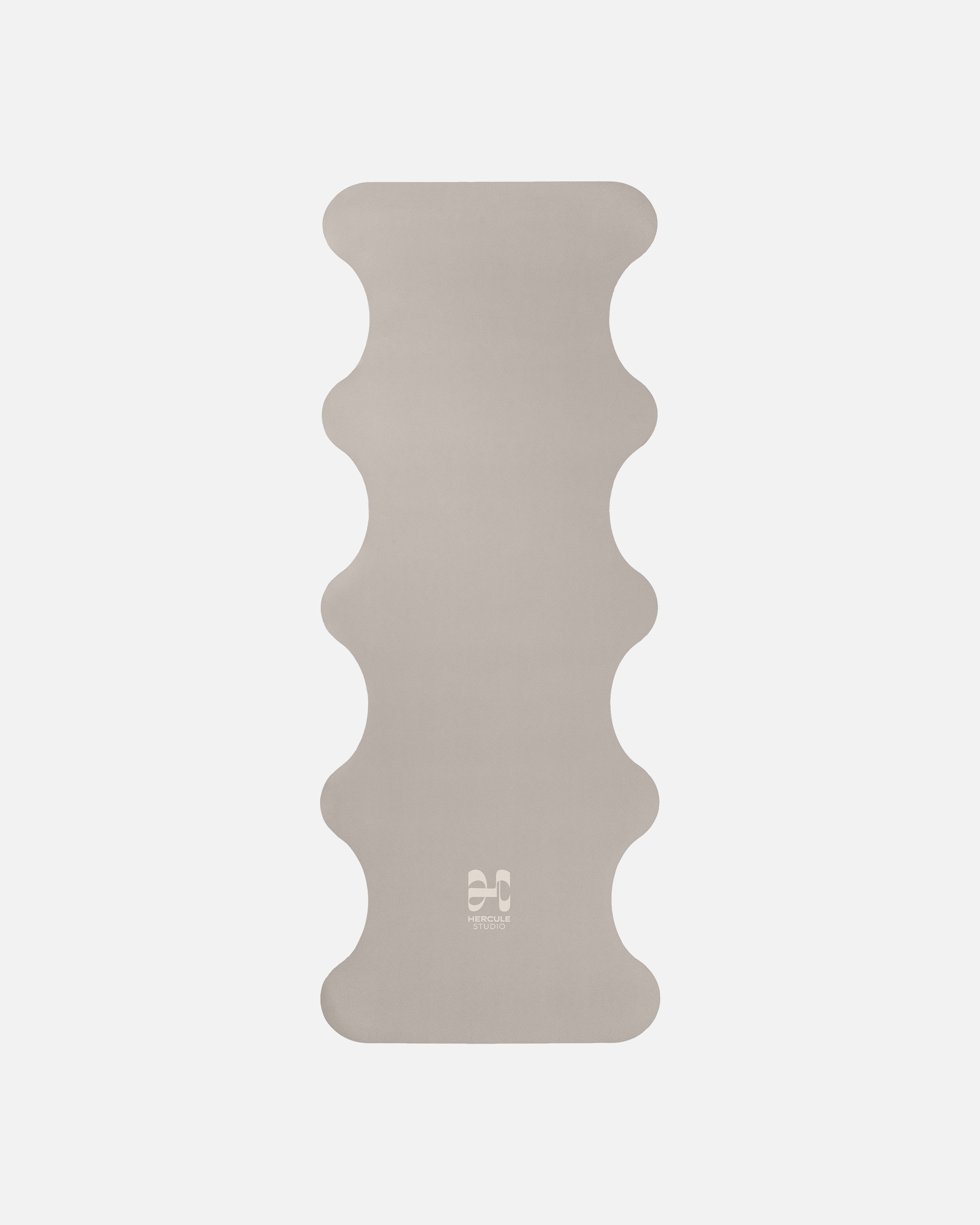 Tapis de sol pour le yoga de la marque hercule studio modèle mar couleur greige packshot déplié