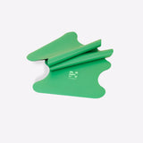 Tapis de sol pour le yoga de la marque hercule studio modèle mar couleur golf green packshot semi déplié