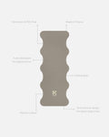 Mar Greige yoga mat unrolled with product annotations, PVC-free, high grip and optimal comfort for regular yoga practice