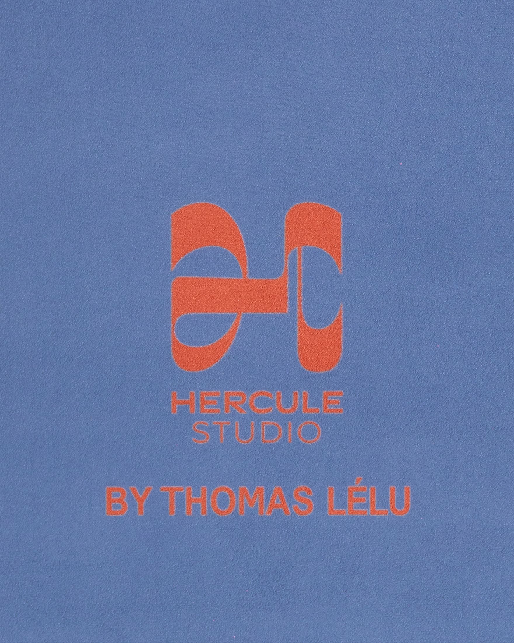 Close-up of the suede-textured yoga mat from the Thomas Lélu collaboration: soft, washable surface with a high-end, artistic design finish