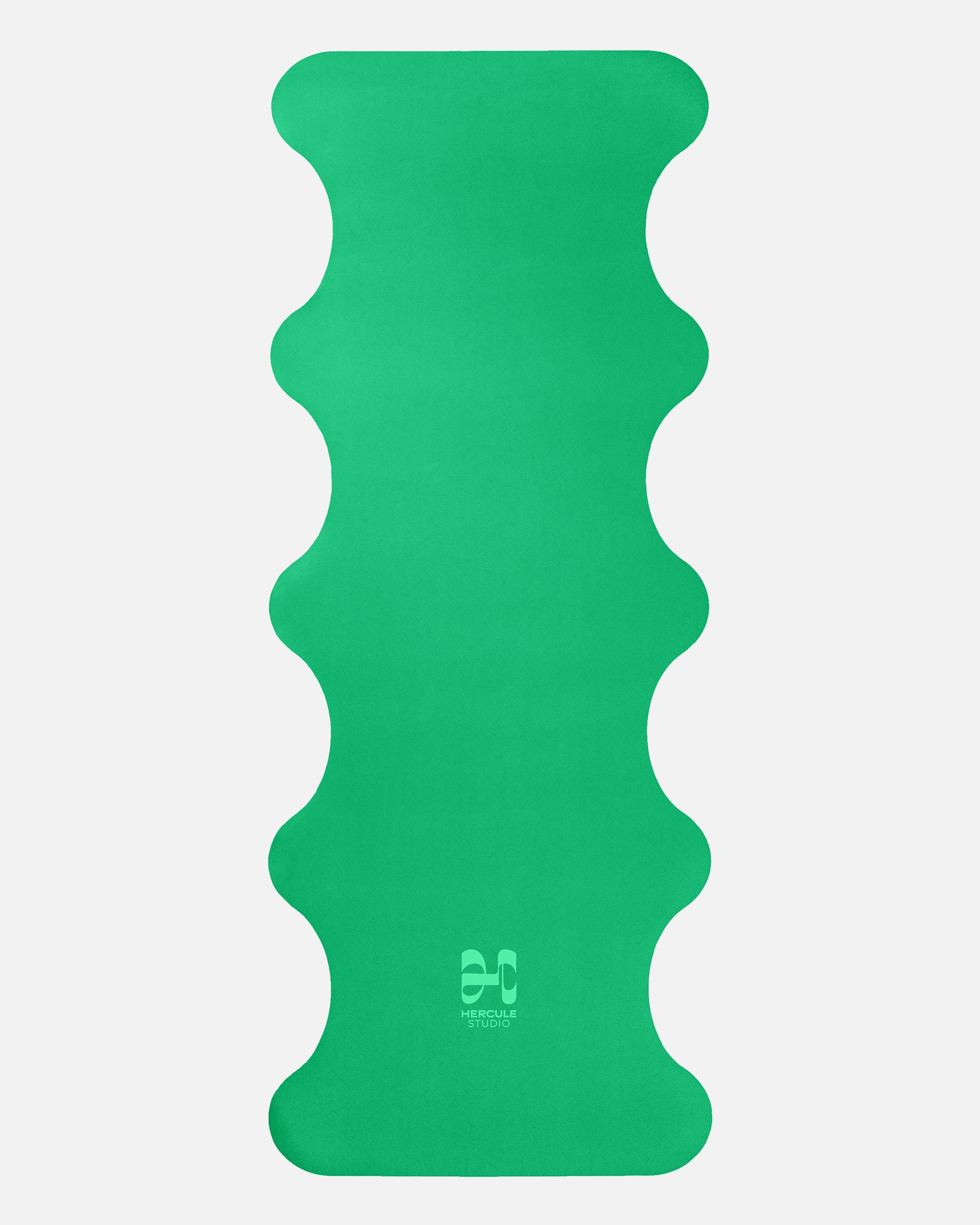 Hercule Studio Golf Green yoga mat unrolled, natural rubber PVC-free with wavy edges, strong grip for yoga practice